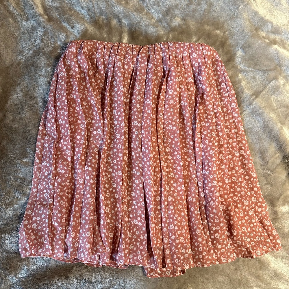 Hollister Ultra High-Rise Skirt